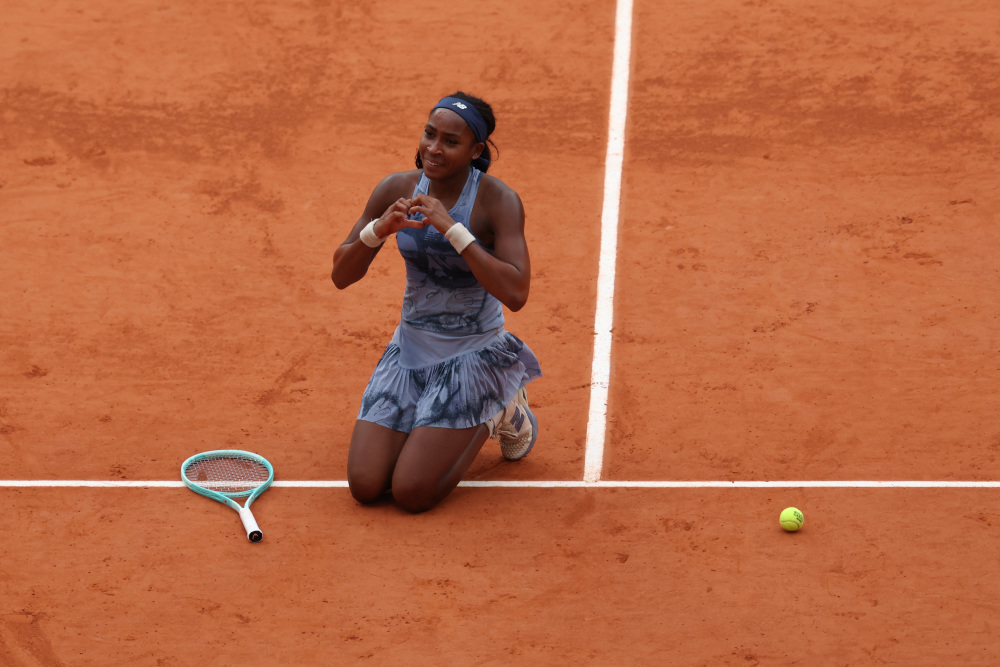 笑着回一句 笑着回一句