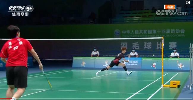 球队放慢持 球队放慢持